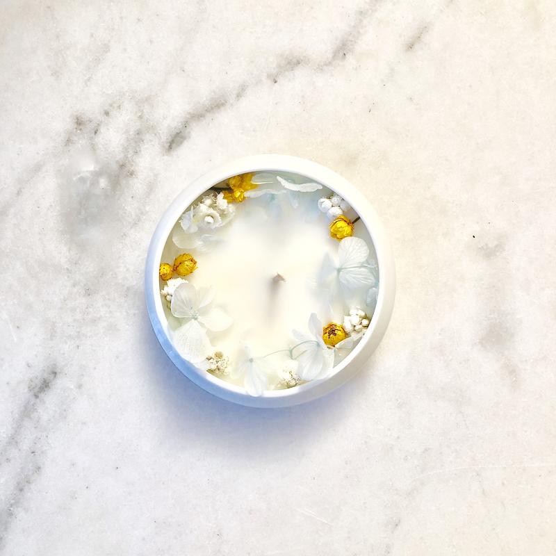 Bougie Fleurie à la Fleur d'Oranger - Écrin - Flower Candle - Dried Flowers - Bougie Fleurie - Bougie Bio Vegan - Bougie Paris Organic Cocoon