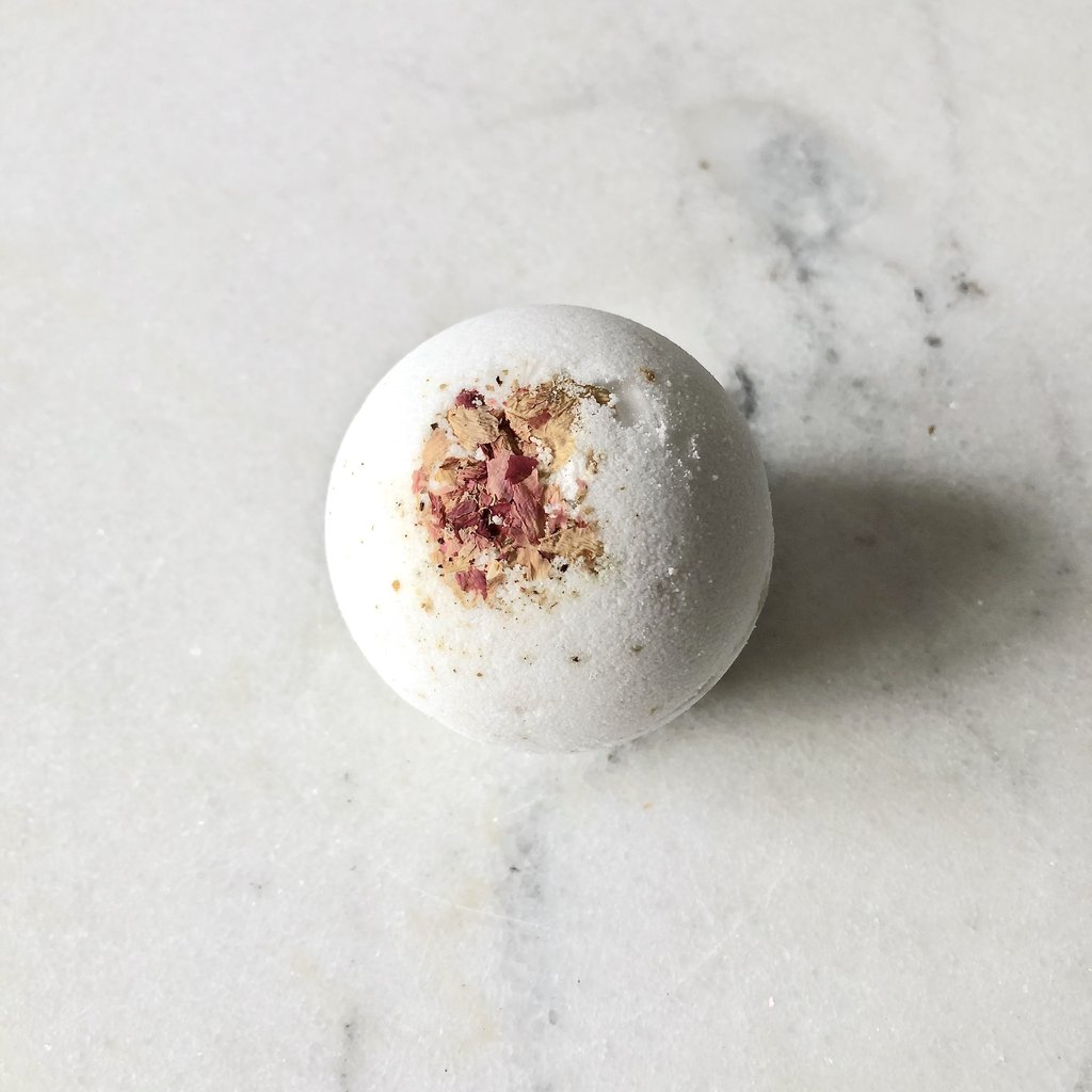 Boule de bain satin de rose organic cocoon bath bomb