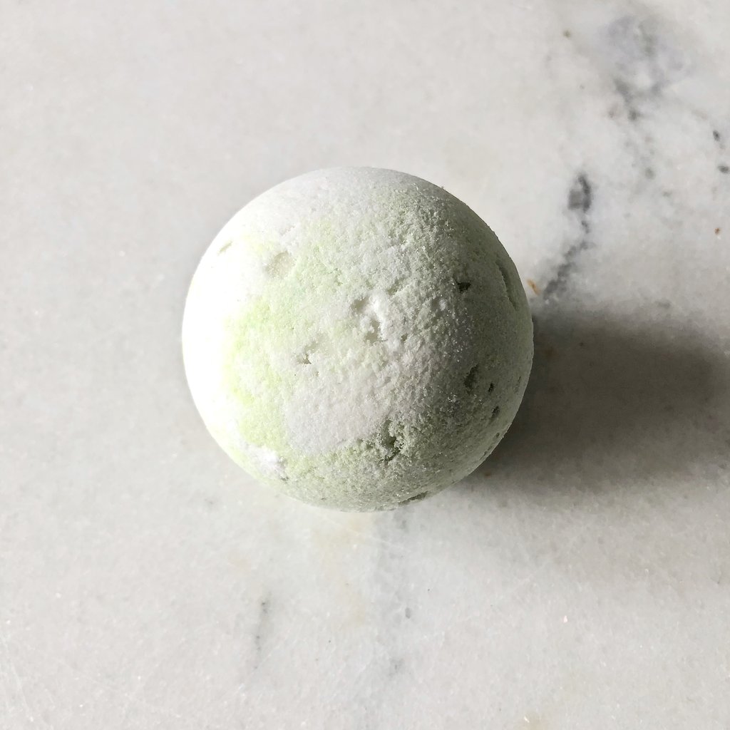 Bombe de bain organic cocoon jasmin en fleurs bath bomb
