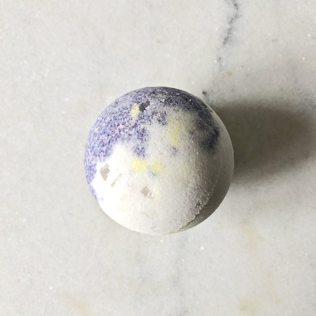 Bombe de bain organic cocoon violette gourmande