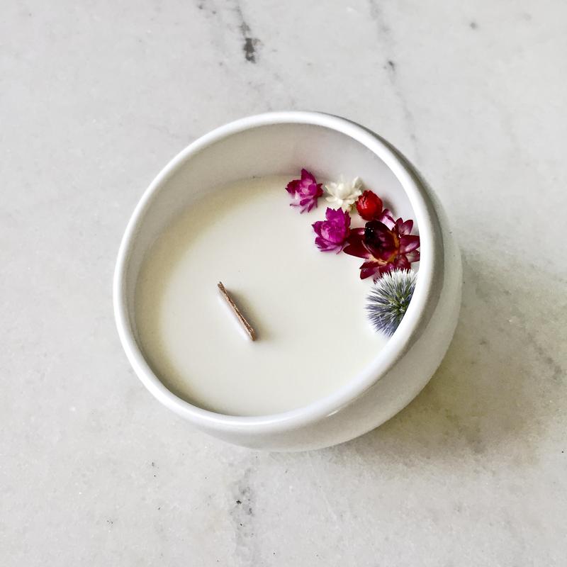 Bougie Fleurie à l'Ylang Ylang - Cocon - Flower Candle - Dried Flowers - Bougie Fleurie - Bougie Bio Vegan - Bougie Paris Organic Cocoon